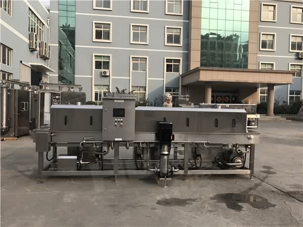 特賣周轉(zhuǎn)箱清洗機(jī) 廠家專業(yè)制造 特賣周轉(zhuǎn)箱清洗機(jī) 廠家專業(yè)制造